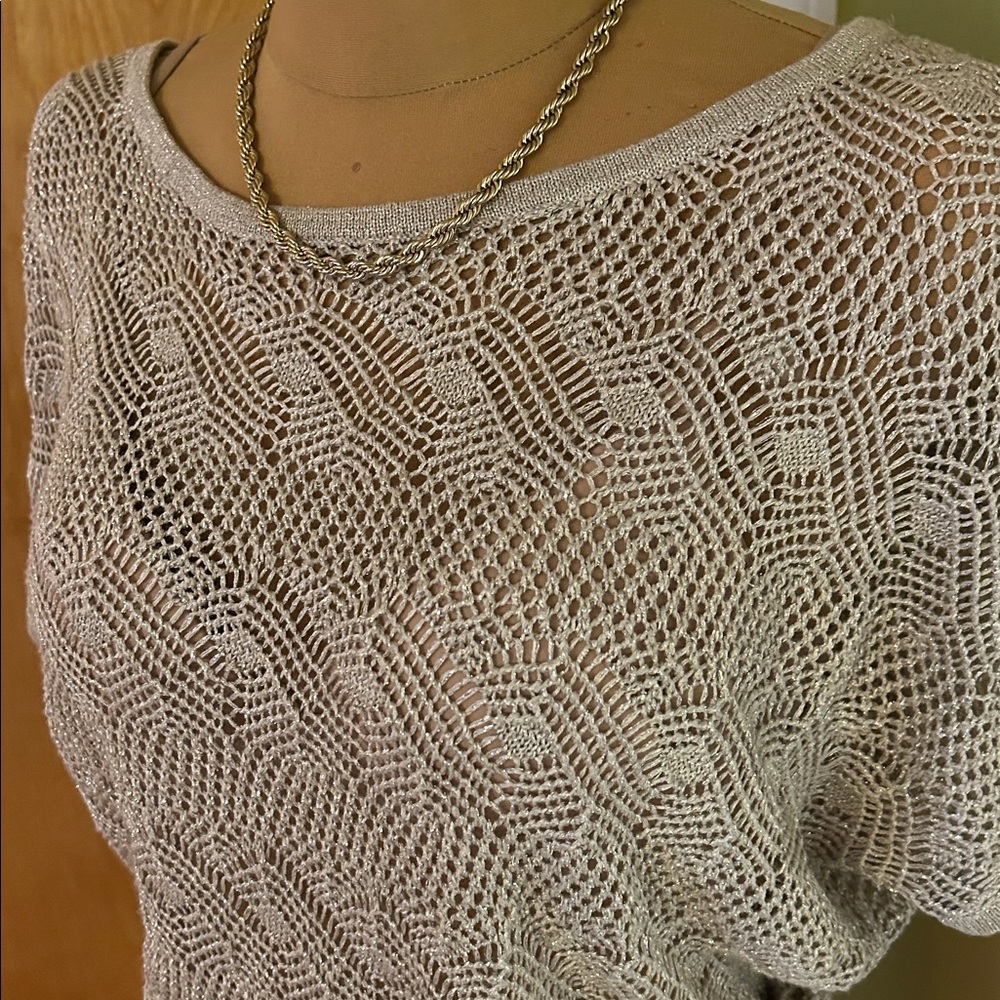 Cache Off-the-Shoulder Cream Sweater - Picture 2 of 5
